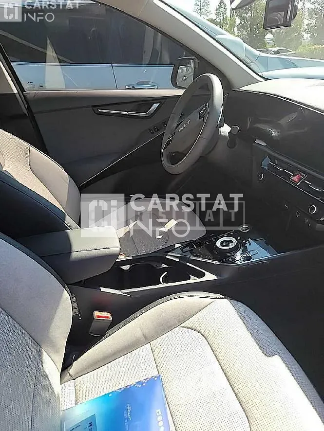Photo 2 of 13: 2022 BMW Hybrid With Saliva — Korean insurance auction