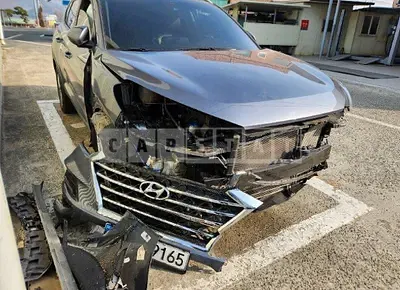 Photo 1 of 8: 2020 Hyundai Tucson, VIN KMHJ381ABLU353567 — Korean insurance auction