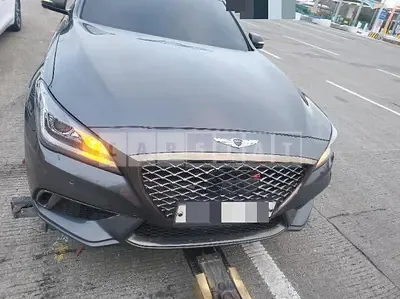 Photo 1 of 17: 2018 Genesis G80 3.3 — Korean insurance auction