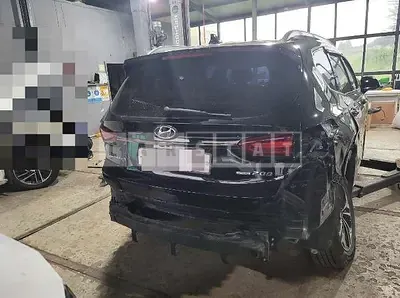 Photo 1 of 12: 2018 Hyundai Santa Fe 2.0 (4WD) — Korean insurance auction