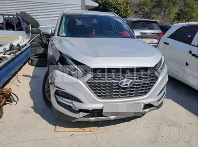 Photo 1 of 8: 2017 Hyundai Tucson TL 1.7, VIN KMHJ3815GJU497725 — Korean insurance auction