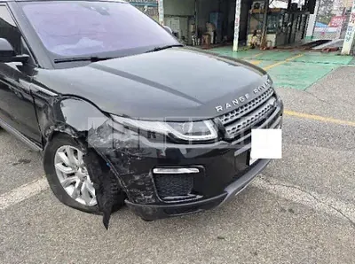 Photo 1 of 13: 2019 Land Rover Range Rover Evoque TD4 — Korean insurance auction