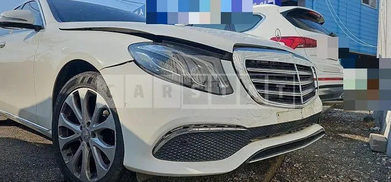 Photo 2 of 7: 2016 Mercedes-Benz E220 d — Korean insurance auction