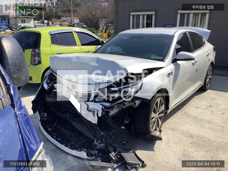 Photo 2 of 17: 2017 Kia K5, VIN KNAGS411BJA223046 — Korean insurance auction