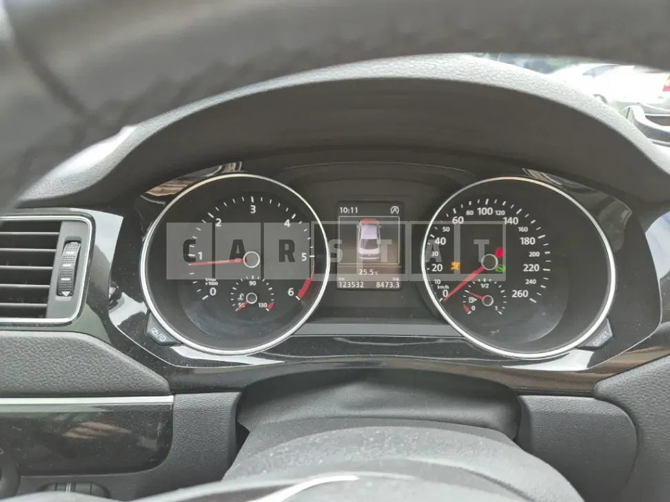 Photo 2 of 14: 2015 Volkswagen Jetta 2.0 TDI BMT Premium — Korean insurance auction