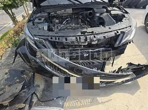 Photo 2 of 32: 2019 Kia K5 LPG — Korean insurance auction
