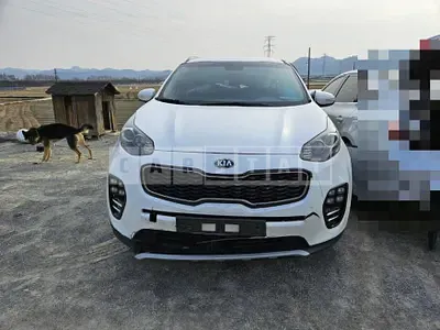 Photo 1 of 11: 2018 Kia Sportage — Korean insurance auction