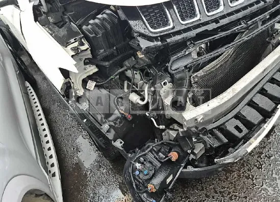 Photo 2 of 11: 2018 Jeep Compass — Korean insurance auction