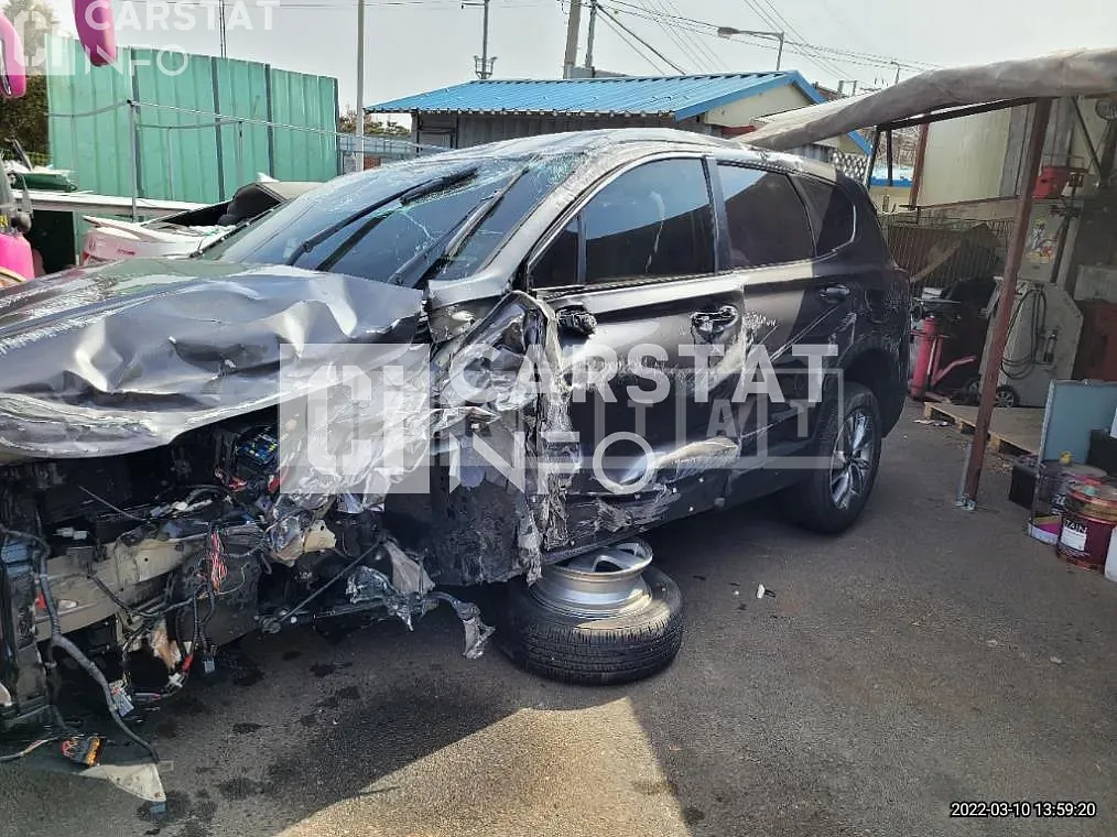 Photo 2 of 10: 2019 Hyundai Santa Fe, VIN KMHS281ABKU171485 — Korean insurance auction