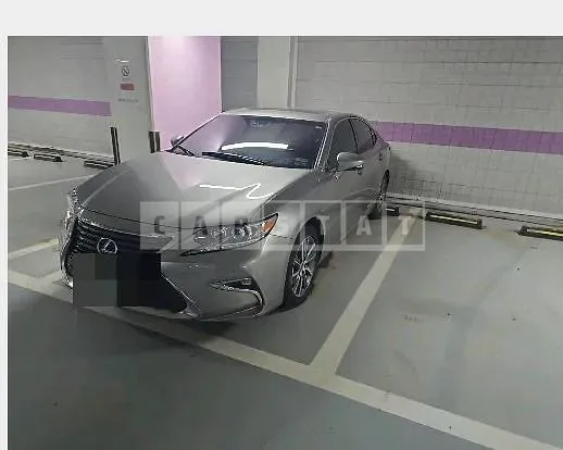 Photo 2 of 20: 2017 Lexus ES300h — Korean insurance auction
