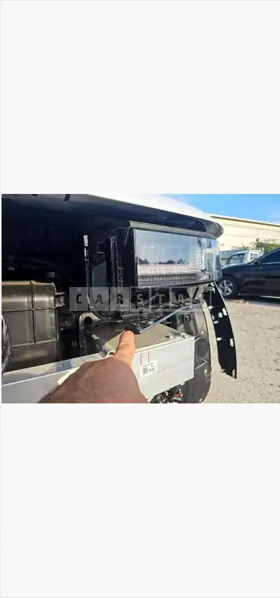 Photo 2 of 4: 2025 Hyundai (parts) IONIQ 5 Headlamp — Korean insurance auction