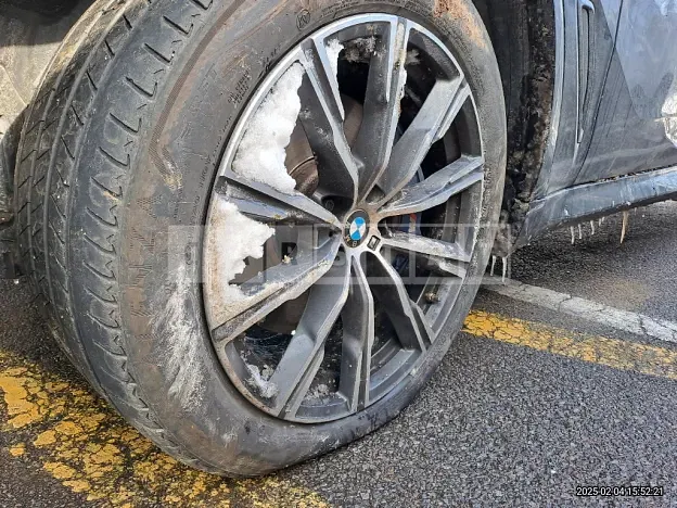 Photo 2 of 37: 2021 BMW X5 xDrive30d — Korean insurance auction