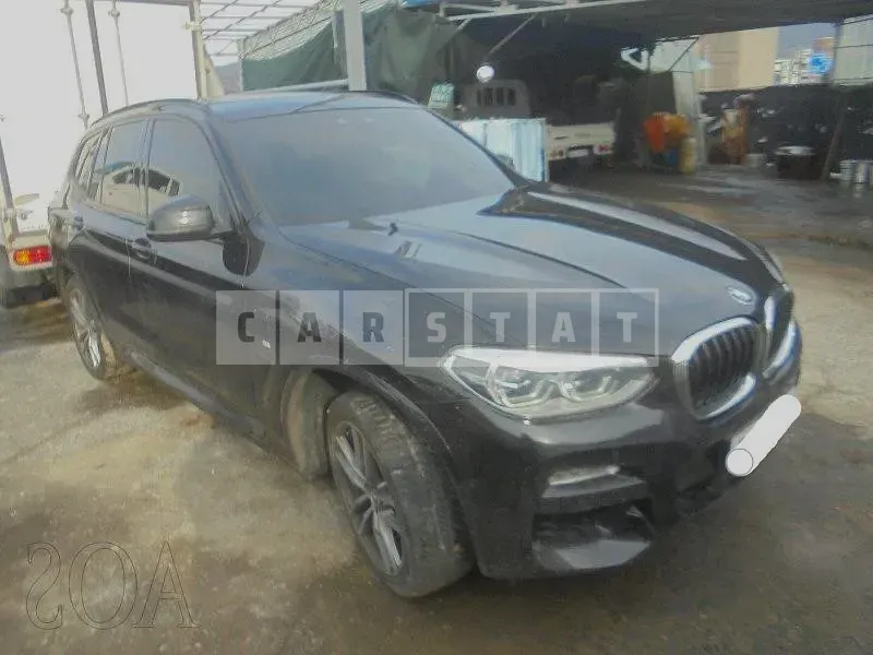 Photo 2 of 9: 2018 BMW X3 xDrive20d, VIN WBATX3102JLB94135 — Korean insurance auction