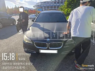 Photo 1 of 9: 2016 BMW 520d, VIN WBA5E5105GG208635 — Korean insurance auction