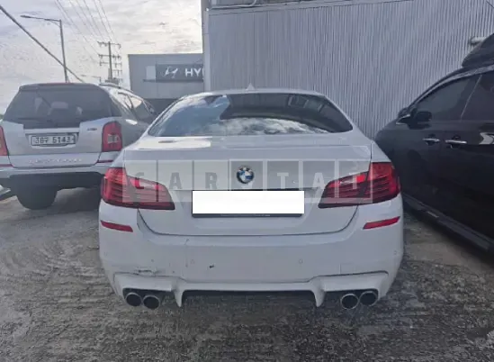Photo 2 of 18: 2016 BMW 520d — Korean insurance auction