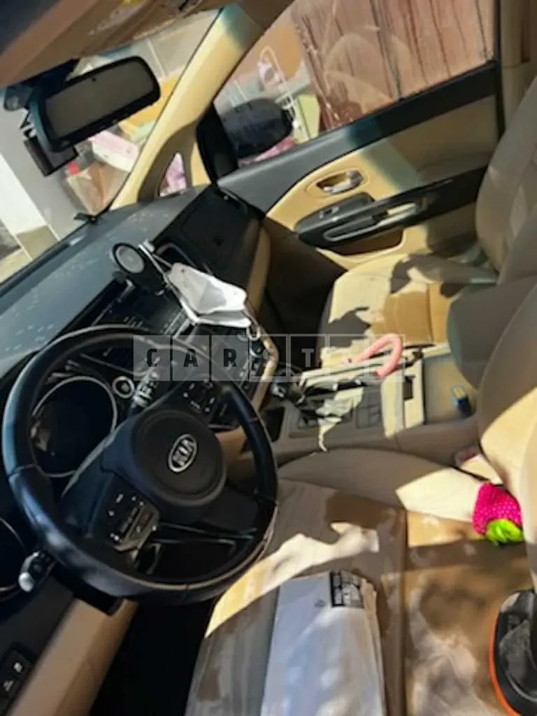 Photo 2 of 6: 2015 Kia Carnival, VIN KNAMC81ABFS075972 — Korean insurance auction