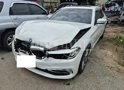 Photo 1 of 21: 2018 BMW 520i — Korean insurance auction