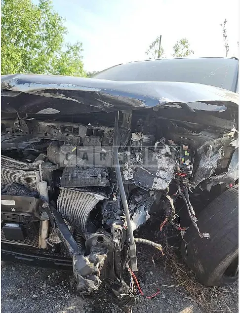 Photo 2 of 22: 2018 Kia Sorento, VIN KNAPS81ABJA400411 — Korean insurance auction