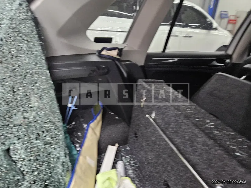 Photo 2 of 14: 2020 Volkswagen Tiguan 2.0 TDI 4MOTION — Korean insurance auction