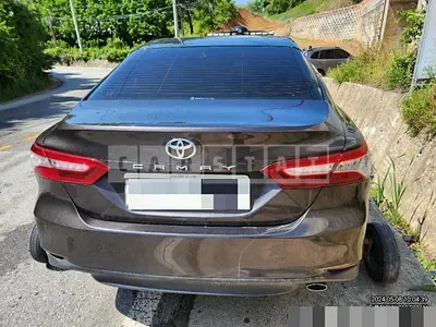 Photo 1 of 16: 2018 Toyota Camry — Korean insurance auction