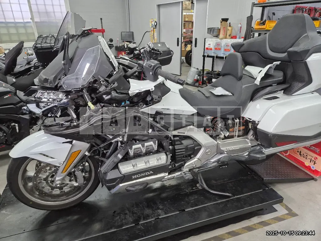 Photo 2 of 25: 2022 Honda (Two-Wheel) Gold Wing — Korean insurance auction