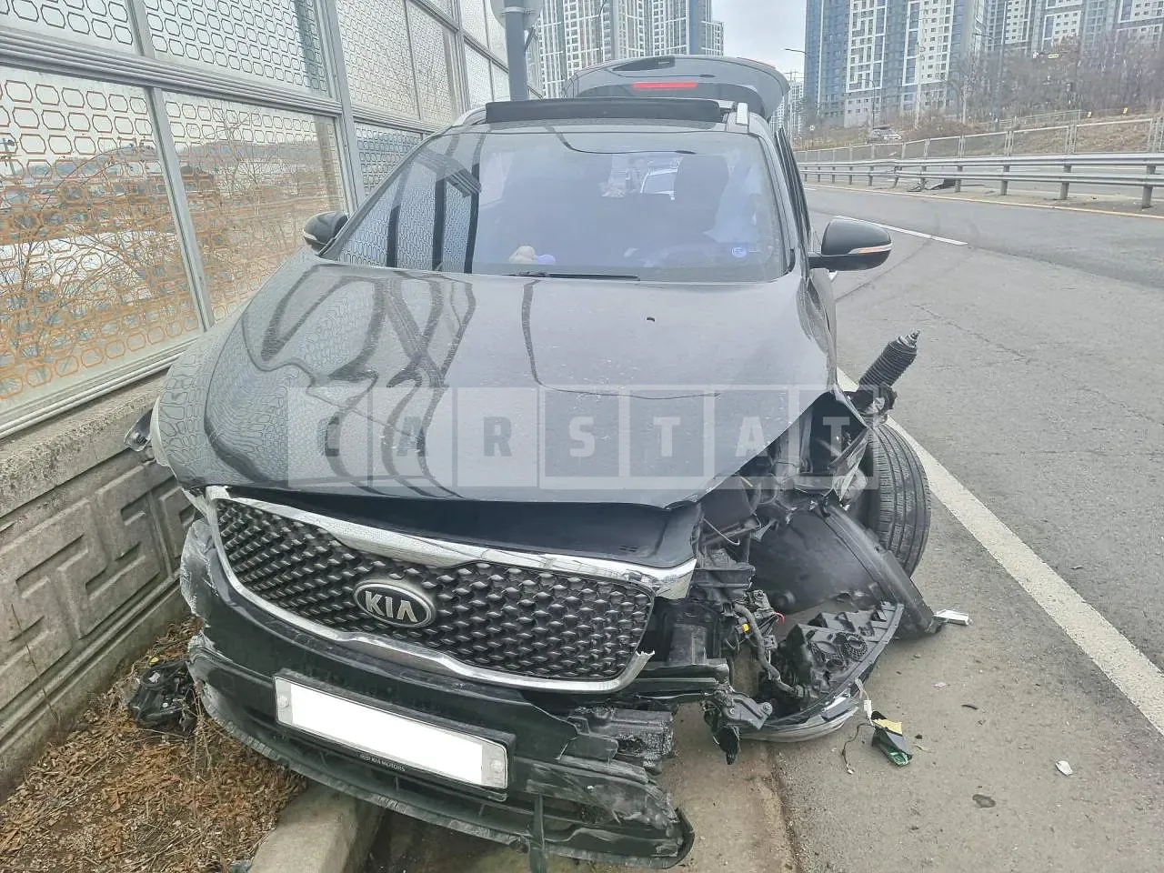 Photo 2 of 19: 2015 Kia Sorento, VIN KNAPS81ABGA130598 — Korean insurance auction