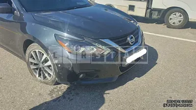 Photo 1 of 13: 2017 Nissan Altima 2.5, VIN 1N4AL3AP8HC215067 — Korean insurance auction