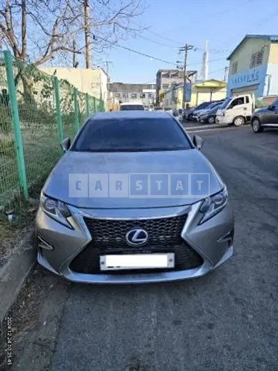 Photo 1 of 34: 2016 Lexus ES300h, VIN JTHBW1GG1G2125022 — Korean insurance auction