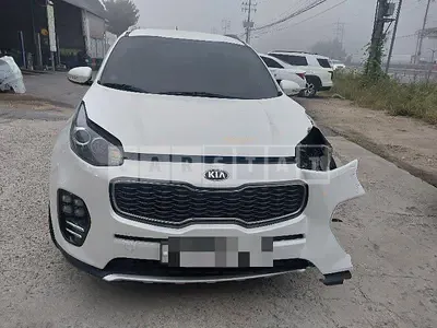 Photo 1 of 9: 2015 Kia Sportage — Korean insurance auction