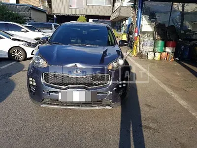 Photo 1 of 42: 2015 Kia Sportage 1.7 — Korean insurance auction