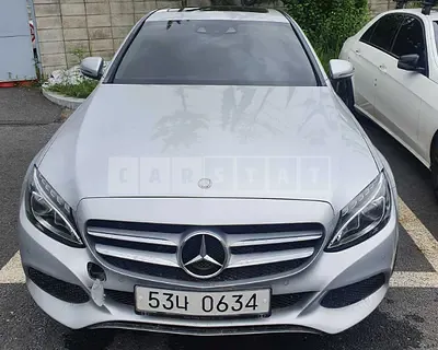 Photo 1 of 16: 2016 Mercedes-Benz C220d 4Matic, VIN WDDWF0FB7GF375981 — Korean insurance auction
