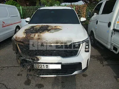 Photo 1 of 11: 2024 Kia Sorento Hybrid, VIN KNARH81GBRA263732 — Korean insurance auction