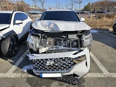 Photo 1 of 19: 2021 Hyundai Santa Fe, VIN KMHS381HGMU412785 — Korean insurance auction
