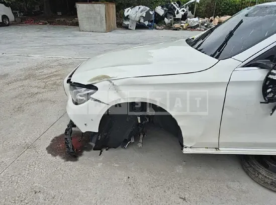 Photo 2 of 20: 2020 Mercedes-Benz E250 — Korean insurance auction