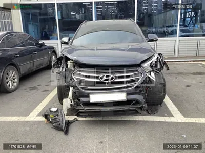 Photo 1 of 16: 2015 Hyundai Santa Fe, VIN KMHSW81UBGU544626 — Korean insurance auction