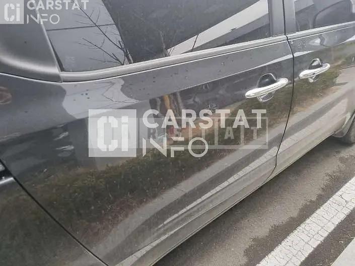 Photo 2 of 13: 2018 Kia Carnival, VIN KNHMF37ABKS455828 — Korean insurance auction