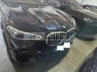 Photo 1 of 50: 2022 BMW X5 xDrive 40i — Korean insurance auction