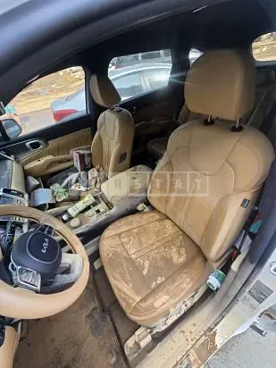 Photo 2 of 18: 2023 Kia Sorento — Korean insurance auction