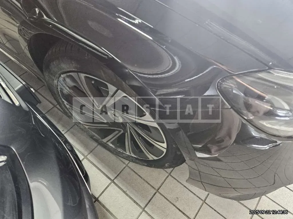 Photo 2 of 12: 2024 Mercedes-Benz E300 4Matic — Korean insurance auction