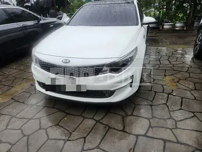 Photo 1 of 15: 2015 Kia K5 2.0 — Korean insurance auction