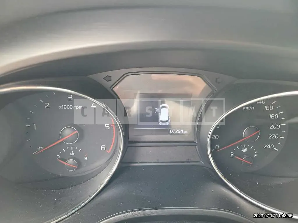 Photo 2 of 9: 2019 Kia Carnival, VIN KNAMB81ABKS504471 — Korean insurance auction