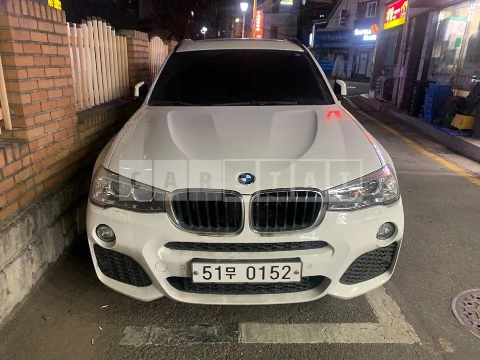 Photo 2 of 10: 2016 BMW X3 20d xDrive, VIN WBAWZ510XG0M29374 — Korean insurance auction