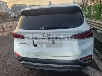 Photo 1 of 8: 2019 Hyundai Santa Fe 2.0 — Korean insurance auction