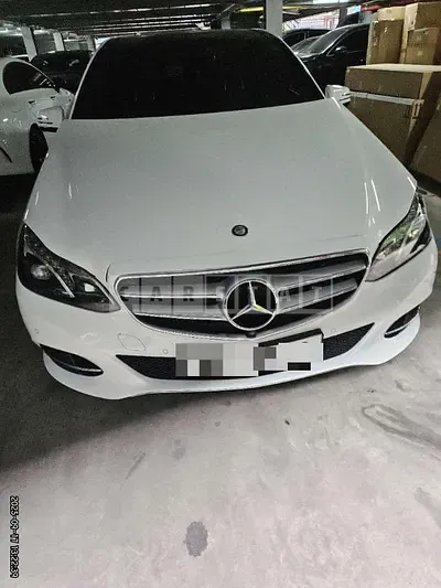 Photo 1 of 6: 2015 Mercedes-Benz E300 4Matic — Korean insurance auction