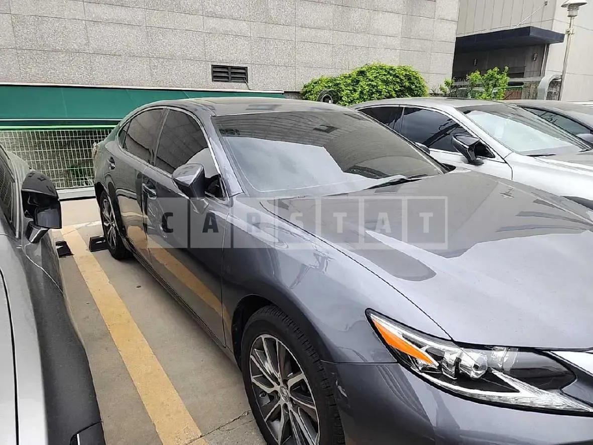 Photo 2 of 49: 2016 Lexus ES300h, VIN JTHBW1GG1H2134000 — Korean insurance auction