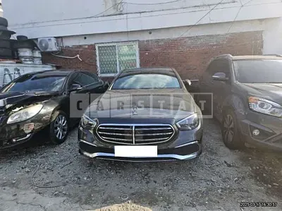 Photo 1 of 30: 2021 Mercedes-Benz E220 d 4Matic — Korean insurance auction