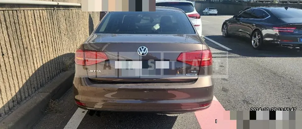 Photo 2 of 25: 2016 Volkswagen Jetta 2.0 TDI BMT Premium — Korean insurance auction
