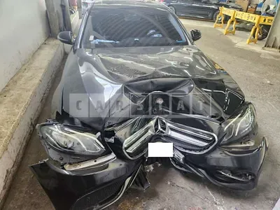 Photo 1 of 15: 2017 Mercedes-Benz E 200 — Korean insurance auction