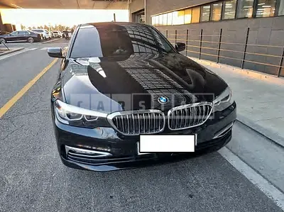 Photo 1 of 16: 2018 BMW 520i, VIN WBAJK710XJBP71025 — Korean insurance auction