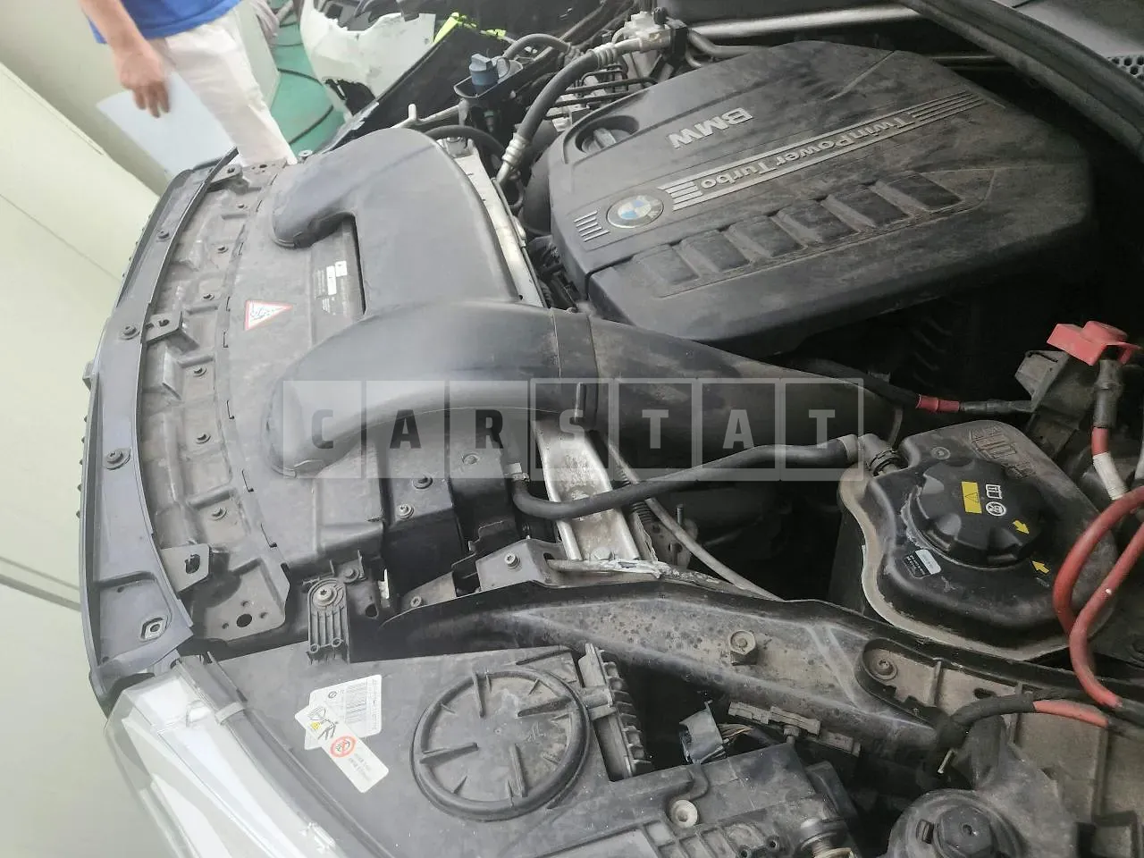 Photo 2 of 34: 2015 BMW X5 xDrive 30d, VIN WBAKS410XF0H66402 — Korean insurance auction